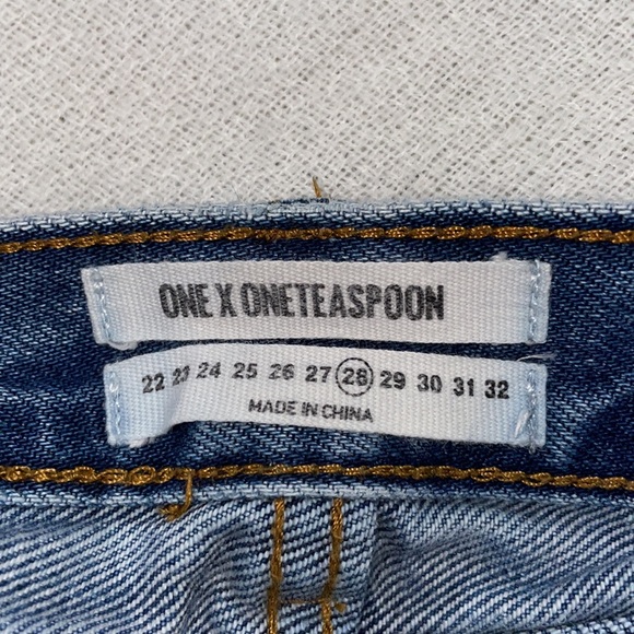 One Teaspoon - No 2’s - Picture 3 of 3